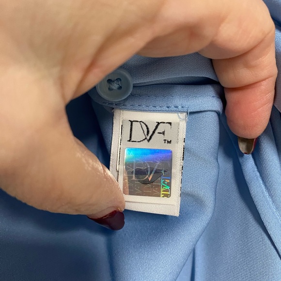 DIANE vonFurstenberg Silk Top Size 2 - Picture 5 of 8